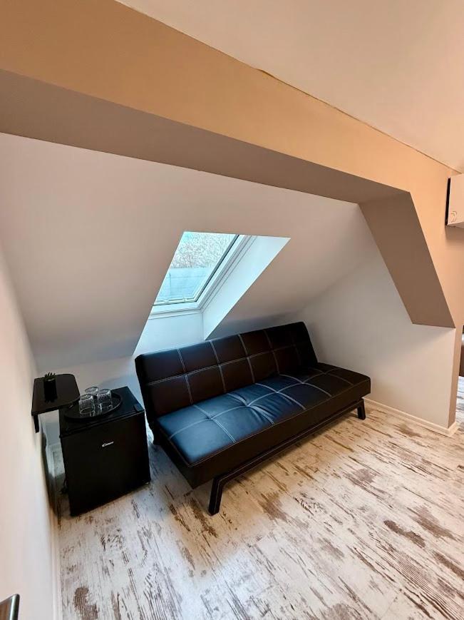 Kuriozum Vendeghaz Hotel Szeged Kültér fotó