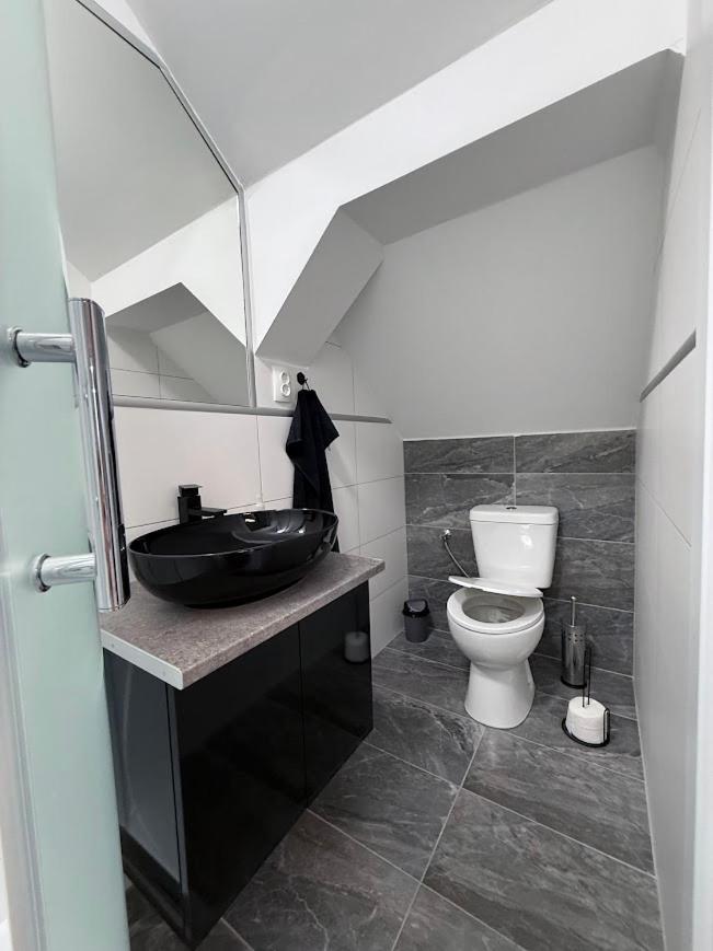 Kuriozum Vendeghaz Hotel Szeged Kültér fotó