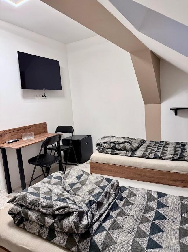 Kuriozum Vendeghaz Hotel Szeged Kültér fotó
